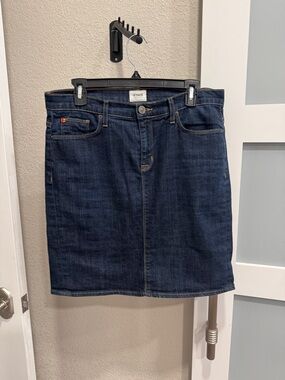 Hudson Jeans Dark Indigo Denim longer mini Skirt with stretch size 29